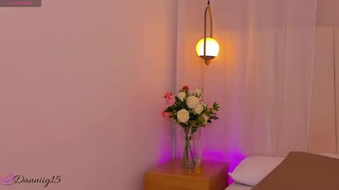 K O S M I C online show from April 1, 1:01 pm