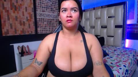 kriss_sweetboobs online show from October 9, 1:26 pm