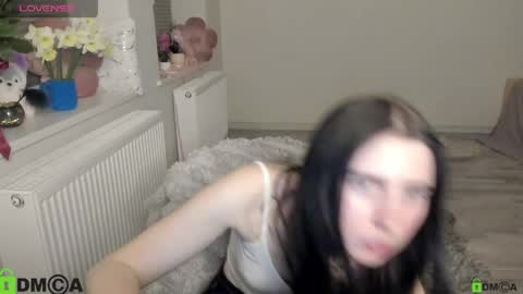 KrissLimada online show from April 3, 8:29 pm