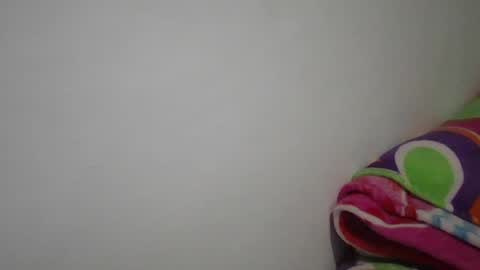 krissstall447359 online show from June 28, 12:06 am
