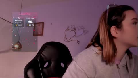 Snapshot of kristal_joi_dl chatting on September 26, 12:25 pm kristal online show from September 26, 12:25 pm