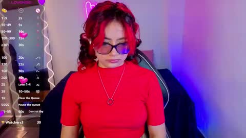 kristen_tay online show from October 12, 4:15 am