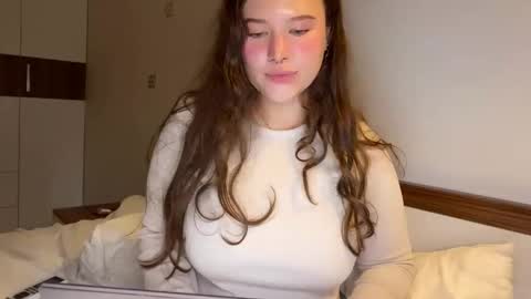 kristiekitty online show from May 3, 11:30 pm