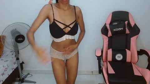 kristine_05 online show from July 28, 1:21 pm