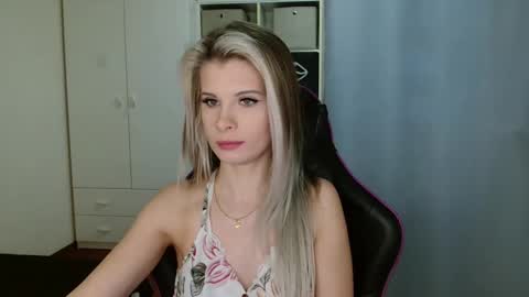 KristineAmore online show from March 5, 7:37 am