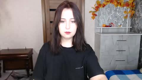 Snapshot of kristy_fran chatting on October 1, 10:15 pm Kristy online show from October 1, 10:15 pm