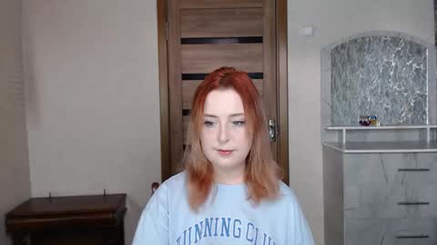 Snapshot of kristy_fran chatting on September 22, 6:01 am Kristy online show from September 22, 6:01 am