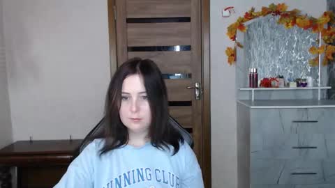 Snapshot of kristy_fran chatting on October 9, 12:04 am Kristy online show from October 9, 12:04 am