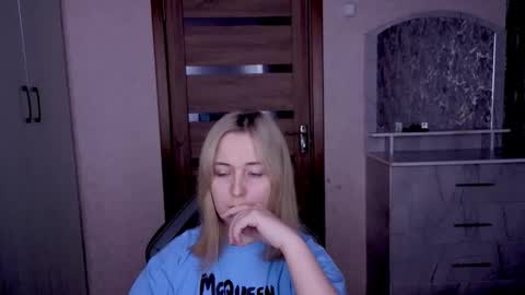 Kristy online show from February 17, 9:25 pm