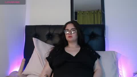 kryystaladams online show from July 28, 7:39 pm