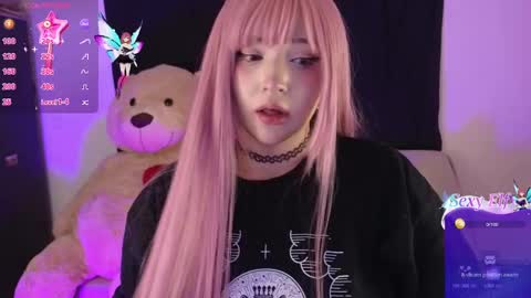 Snapshot of kurochan420 chatting on December 12, 9:08 am Andy online show from December 12, 9:08 am