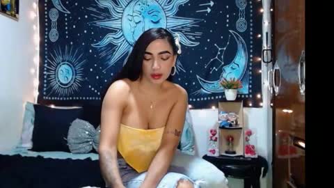 kylie online show from March 15, 5:04 pm