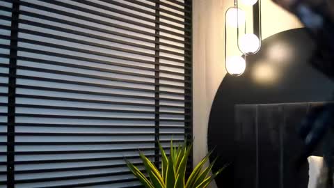 Kylie online show from March 12, 9:50 pm