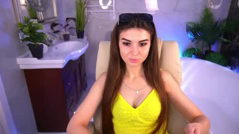 Nicole online show from July 28, 6:55 am