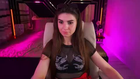 Nicole online show from July 27, 6:54 am