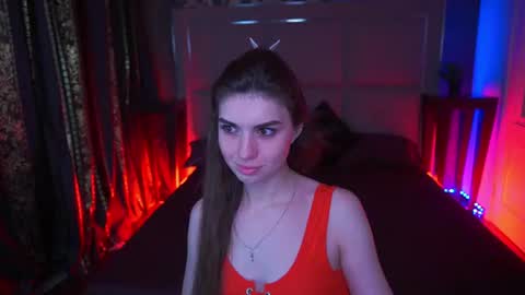 Nicole online show from June 29, 6:42 am