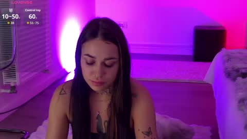 kyradesire online show from July 5, 2:12 pm