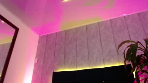 kytty_gatita online show from December 16, 5:24 am