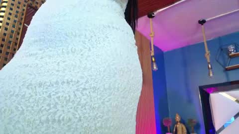 Cris  online show from April 13, 11:44 am