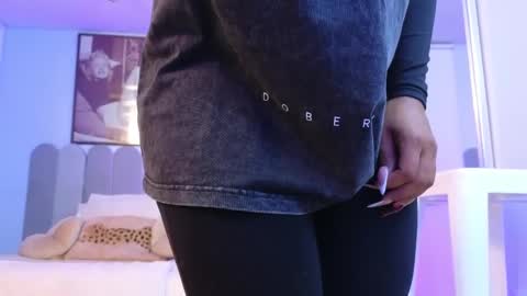 Cris  online show from February 18, 11:33 am