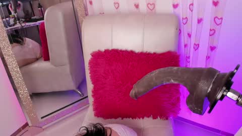 lana  foxx Model  independient online show from April 15, 11:49 pm