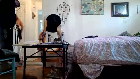 Snapshot of lacybell chatting on February 16, 9:16 pm lacybell online show from February 16, 9:16 pm