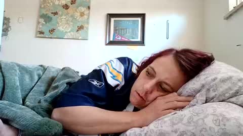 Snapshot of lacybell chatting on January 10, 8:37 pm lacybell online show from January 10, 8:37 pm