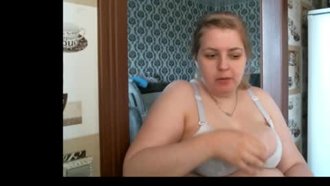 lady cute cat29 online show from April 30, 6:07 am