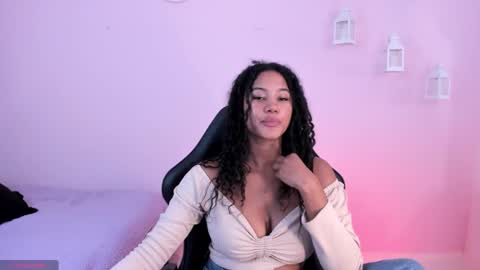 Snapshot of lady_danbury chatting on March 8, 8:35 pm Karla - Instagram   lady karla1 online show from March 8, 8:35 pm