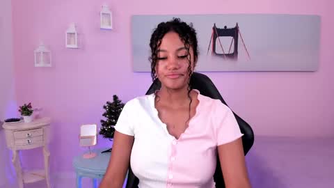 Snapshot of lady_danbury chatting on February 25, 4:57 pm Karla - Instagram   lady karla1 online show from February 25, 4:57 pm