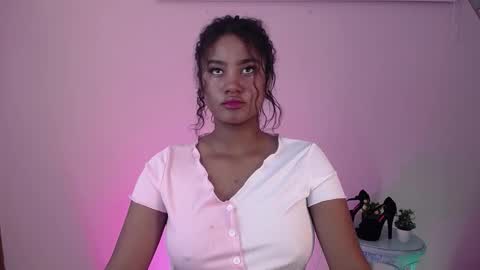 Snapshot of lady_danbury chatting on March 2, 5:41 pm Karla - Instagram   lady karla1 online show from March 2, 5:41 pm