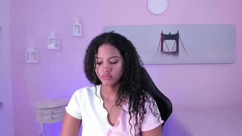 Snapshot of lady_danbury chatting on March 4, 6:07 pm Karla - Instagram   lady karla1 online show from March 4, 6:07 pm