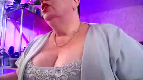 Lady Gloria online show from June 16, 12:39 pm