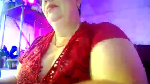 Lady Gloria online show from July 19, 8:38 am