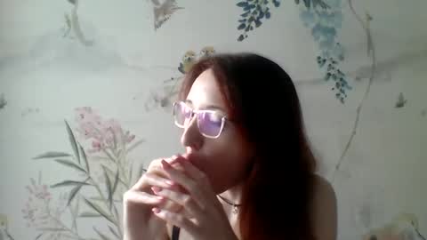 Kira online show from November 14, 9:31 am