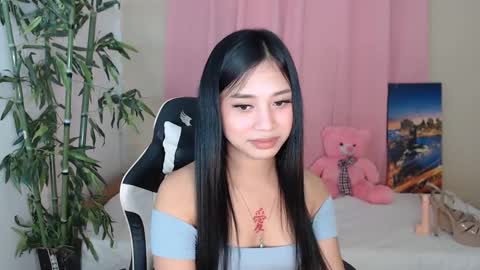 Your ultimate bbgirl sweety online show from December 20, 7:50 pm