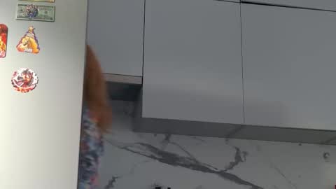 Sima Ladybigsmile online show from February 3, 6:40 am