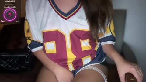 Aria online show from March 28, 2:16 pm