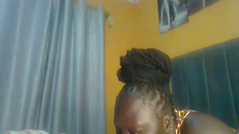 lindah32 online show from December 16, 7:09 pm