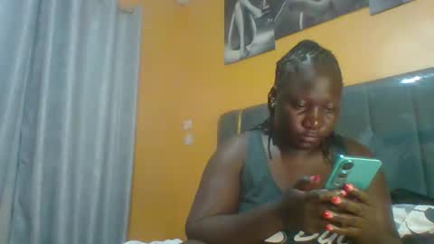 lindah32 online show from January 18, 8:16 pm