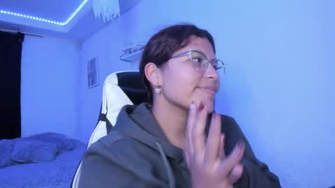  Lady  online show from October 20, 3:53 am