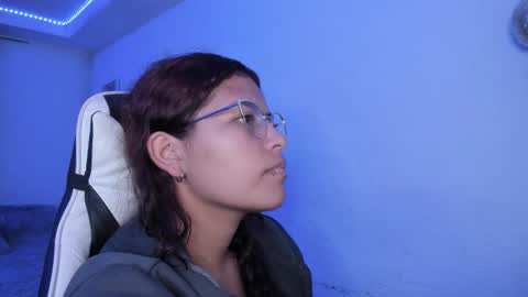  Lady  online show from September 27, 2:52 am