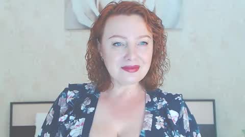 Snapshot of ladyelizabeth777 chatting on December 28, 7:44 am Beth online show from December 28, 7:44 am