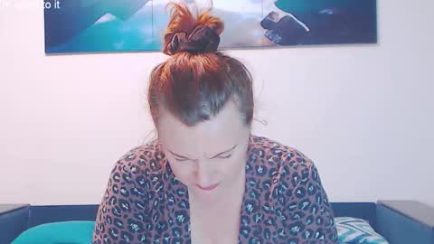 Snapshot of ladyelizabeth777 chatting on September 18, 7:29 am Beth online show from September 18, 7:29 am