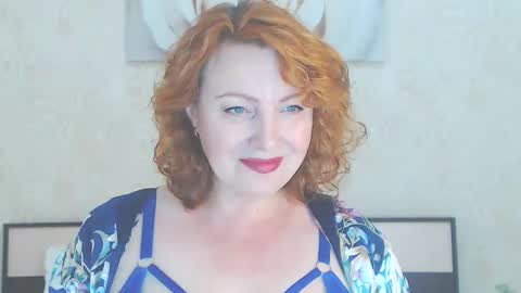 Snapshot of ladyelizabeth777 chatting on December 24, 8:11 am Beth online show from December 24, 8:11 am