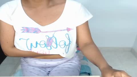 lady online show from April 19, 12:21 am