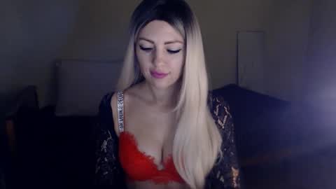 Monika online show from January 18, 2:12 pm