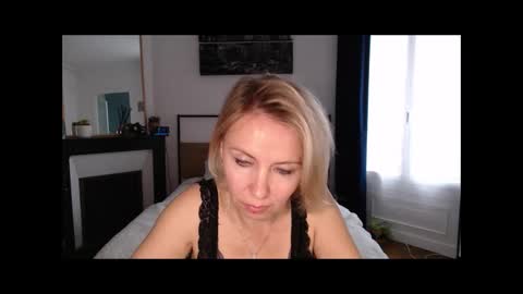 ladysexyx online show from March 9, 3:37 pm