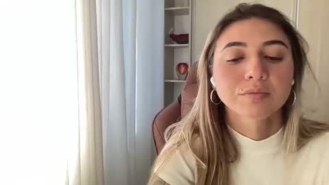 lailayourangel online show from July 20, 5:25 pm