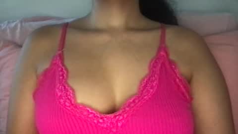 Laila Yousef online show from March 6, 6:59 pm